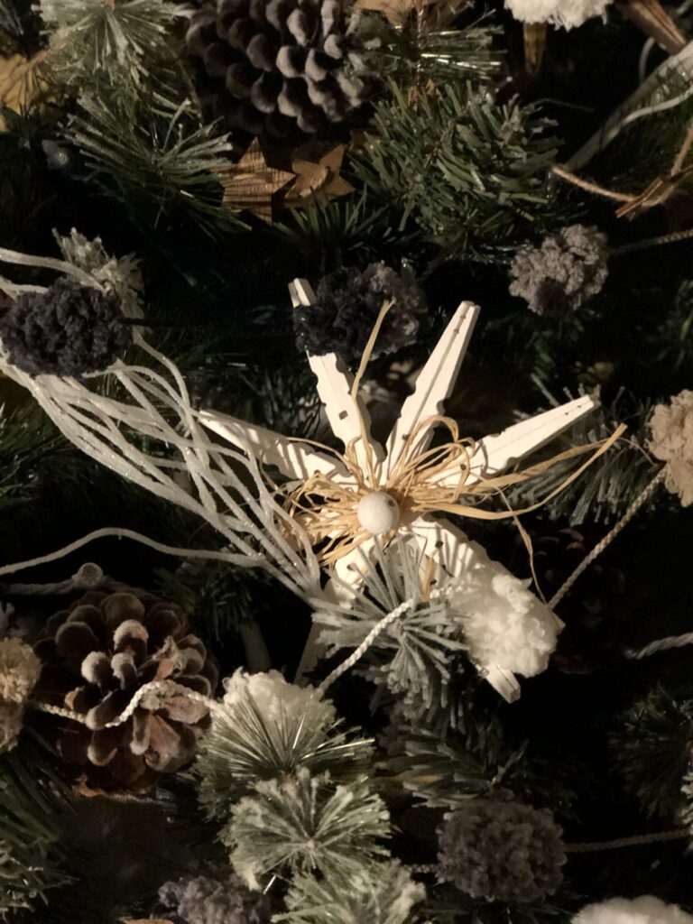 Flat Wall Christmas Tree Ideas