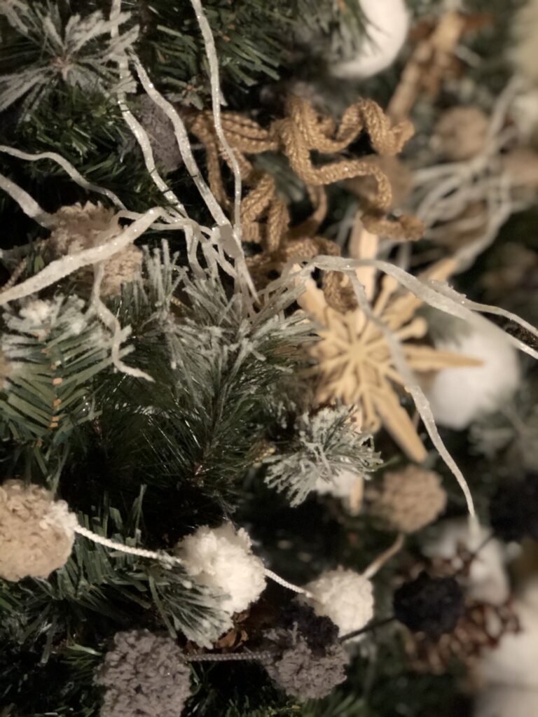 Wall Flat Christmas Tree · Just That Perfect Piece